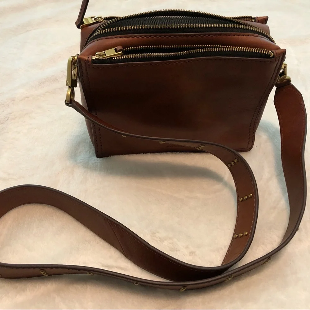 Fossil Leather Purse NWOT - Picture 1 of 5
